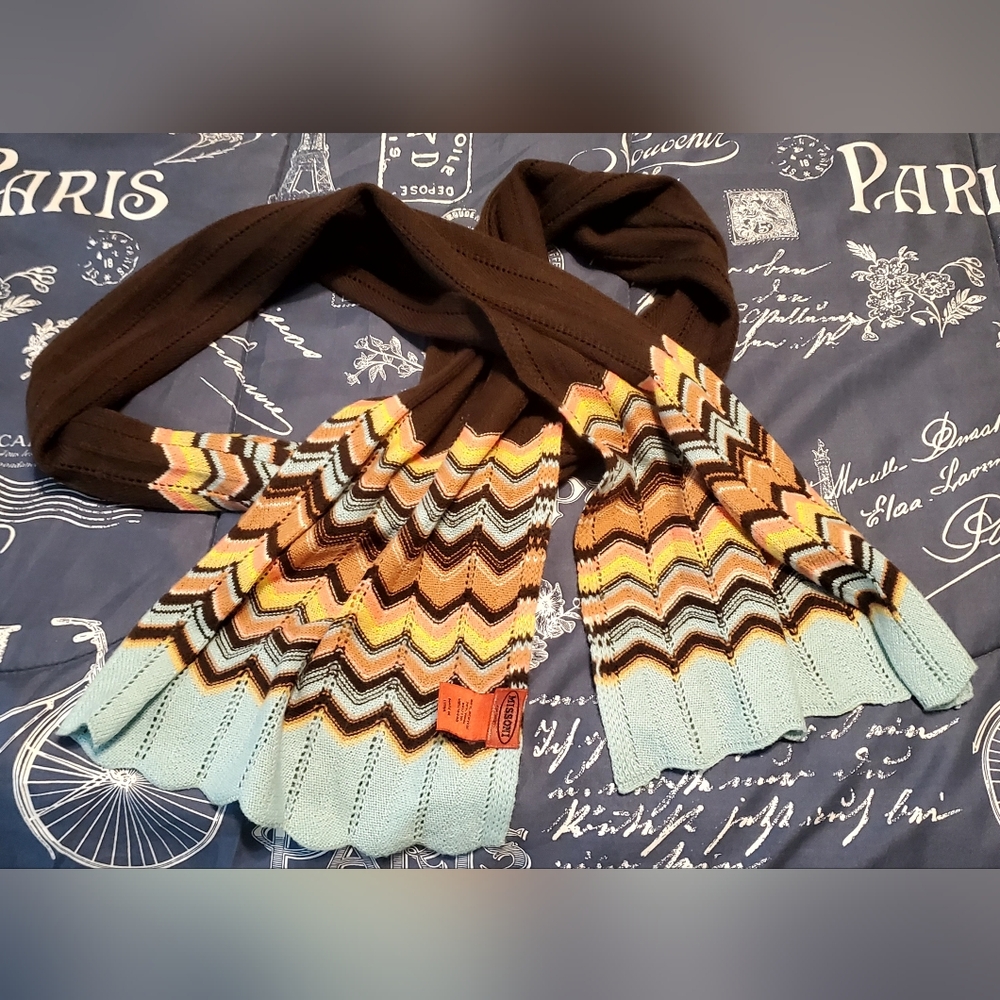 Missoni Chevron Patterned Knit Scarf - Picture 3 of 3